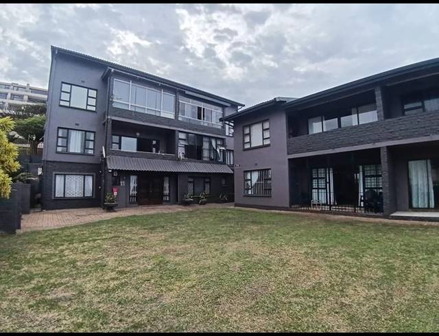 2 BEDROOM APARTMENT FOR SALE IN MANABA BEACH